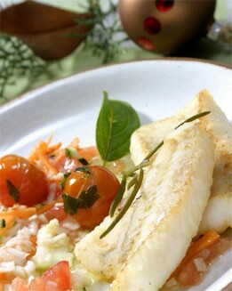 LOMOS DE GALLO CON JULIANA TIBIA DE HORTALIZAS