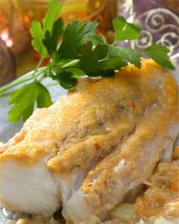 MERLUZA AL HORNO CON SALMOREJO