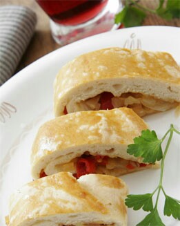 PAN DE CEBOLLA Y PIMIENTOS