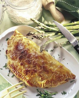 CALZONE DE ESPÁRRAGOS Y HOJALDRE