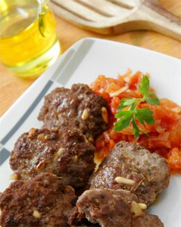 FILETES RUSOS CON SALSA DE TOMATE