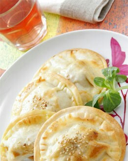 EMPANADILLAS DE CARNE  AL CURRY