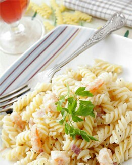 ESPIRALES  CON CARBONARA DE LANGOSTINOS