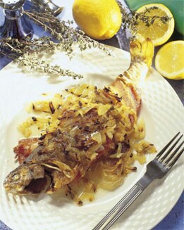 TRUCHAS ENVUELTAS CON BACÓN AL HORNO