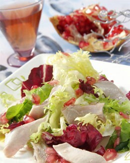 ENSALADA DE CODORNIZ  CON VINAGRETA DE GRANADAS