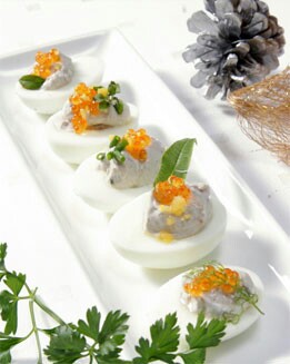 HUEVOS RELLENOS DE AHUMADOS