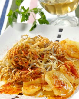 PATATAS CON GULAS GRATINADAS AL HORNO