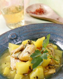 TRUCHAS GUISADAS CON PATATAS