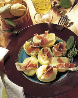 TAPAS DE PATATA VARIADA