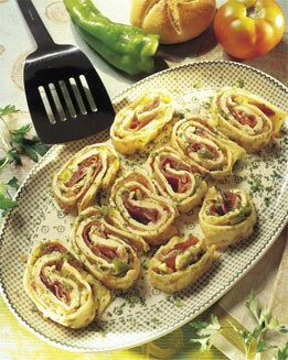ROLLITOS DE TORTILLA Y JAMÓN