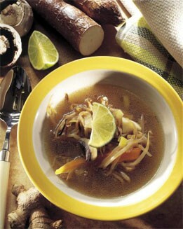 CALDO DE SOJA Y JENGIBRE