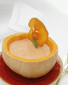 CREMA DE CALABAZA CON CROCANTE DE CALABAZA