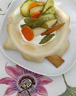 VERDURAS AL VAPOR CON SALSA DE YOGUR Y MENTA