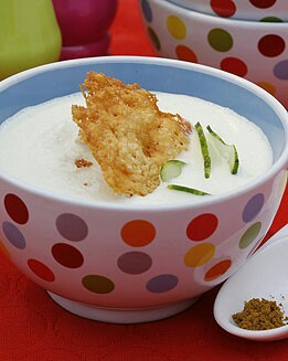 CREMA DE PEPINO Y YOGUR CON PARMESANO