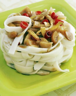 ENSALADA DE JENGIBRE Y CACAHUETES