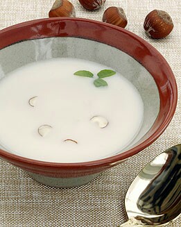 CREMA DE SETAS Y AVELLANAS