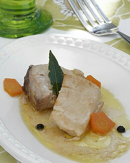 ATÚN ESCABECHADO
