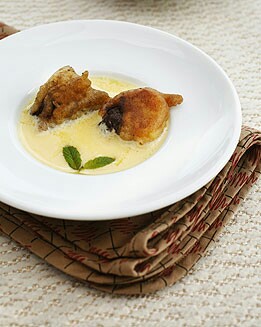 CREMA DE VAINILLA CON CHOCOLATE FRITO TEMPURA