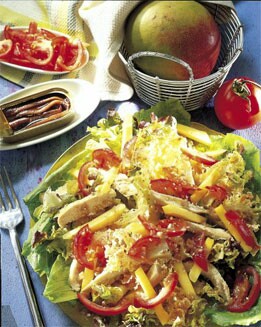ENSALADA DE POLLO CON MANGO