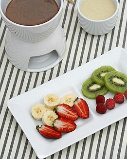 FONDUE DE CHOCOLATE BLANCO Y NEGRO