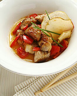 CERDO AGRIDULCE CON MANZANA CRUJIENTE