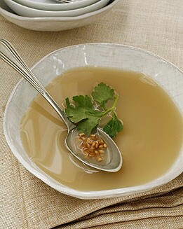 SOPA DE TRIGO Y APIO