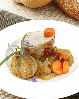 SOLOMILLO DE CERDO CON CEBOLLA GLASEADA 