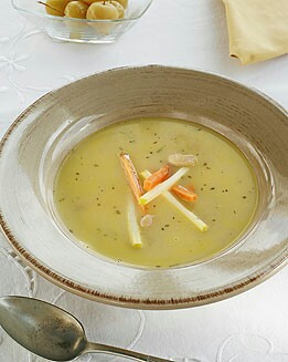 SOPA DE MANZANA, ZANAHORIA Y ANACARDOS
