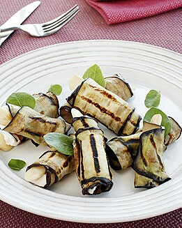 BERENJENAS CON QUESO Y ALMENDRAS