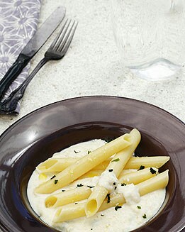 MACARRONES AL QUESO