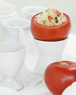 TOMATES RELLENOS DE TABULÉ