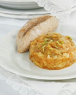 CAVIAR DE POBRE CON PAN DE CENTENO