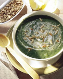 CREMA DE ACELGAS Y PIÑONES