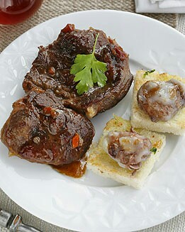 OSSOBUCO CON TOSTADAS DE TUÉTANO