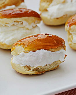 PETIT CHOUX DE NATA Y CARAMELO