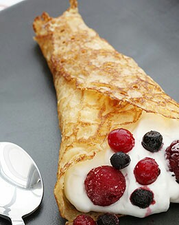 CREPES CON FRUTAS DEL BOSQUE