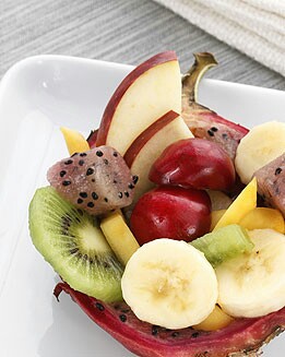 PITAYA CON MACEDONIA DE FRUTAS