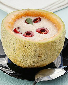 SOPA DE MELÓN CON CEREZAS
