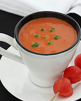 GAZPACHO DE SANDÍA A LA ALBAHACA