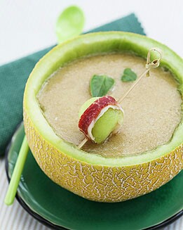 SOPA DE MELÓN AL OPORTO