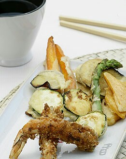 LANGOSTINOS CON TEMPURA DE VERDURAS