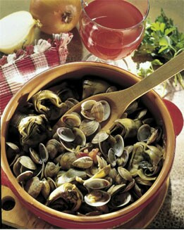 CHIRLAS EN SALSA DE ALCACHOFAS