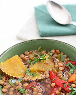 LENTEJAS AL CURRY CON VERDURAS ASADAS