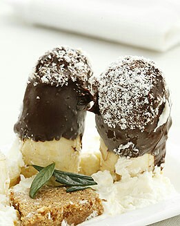 PLÁTANOS CON CHOCOLATE Y NATA