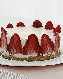 TARTA SEMIFRÍA DE QUESO Y FRESAS