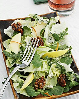 ENSALADA DE NUECES CARAMELIZADAS Y MANZANAS