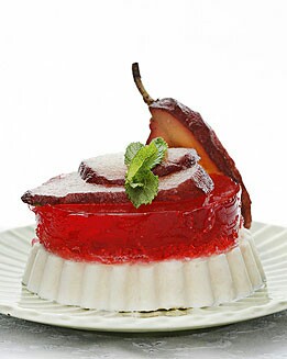 PERAS CON GELATINA DE VINO