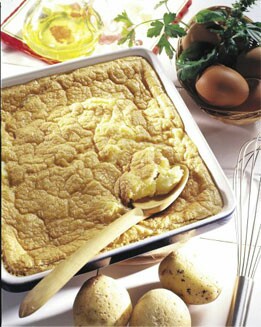 SOUFFLÉ DE HUEVOS CON PATATAS AL ESTRAGÓN