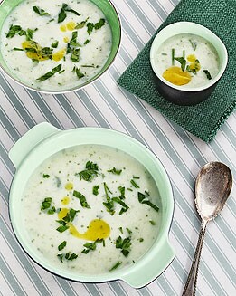 SOPA DE PATATAS Y PEREJIL