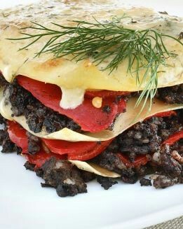 LASAÑA RELLENA DE MORCILLA Y PIMIENTOS
